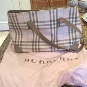 Like new Burberry bag